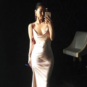 Meet your Posher, Holy